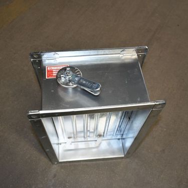 電動(dòng)密閉閥 電動(dòng)閥 多葉對(duì)開風(fēng)量調(diào)節(jié)閥方形風(fēng)閥 支持定制 - 愛企查